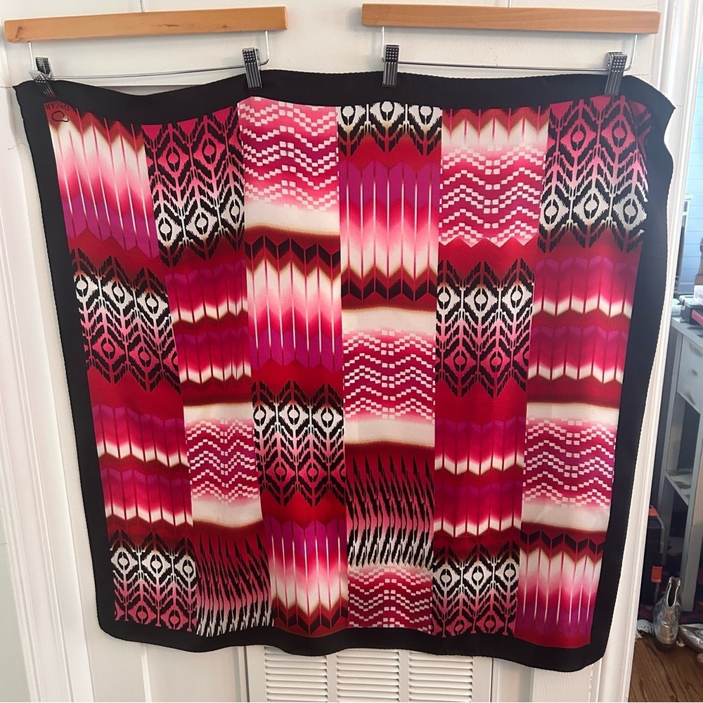 Oscar De La Renta Aztec geometric block scarf